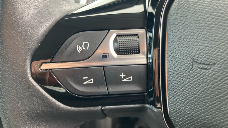 Peugeot 208 1.2 PureTech 130 Allure Premium + 5dr EAT8 Petrol Hatchback